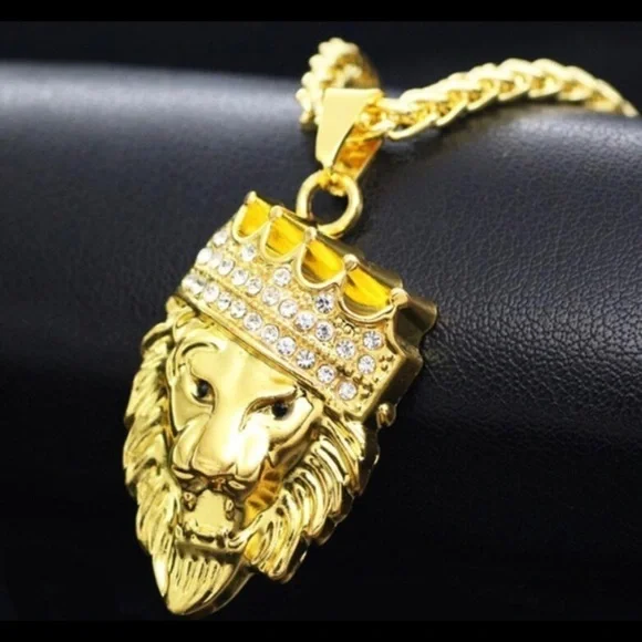 Gold plated lion head necklace - Picture 4 of 4